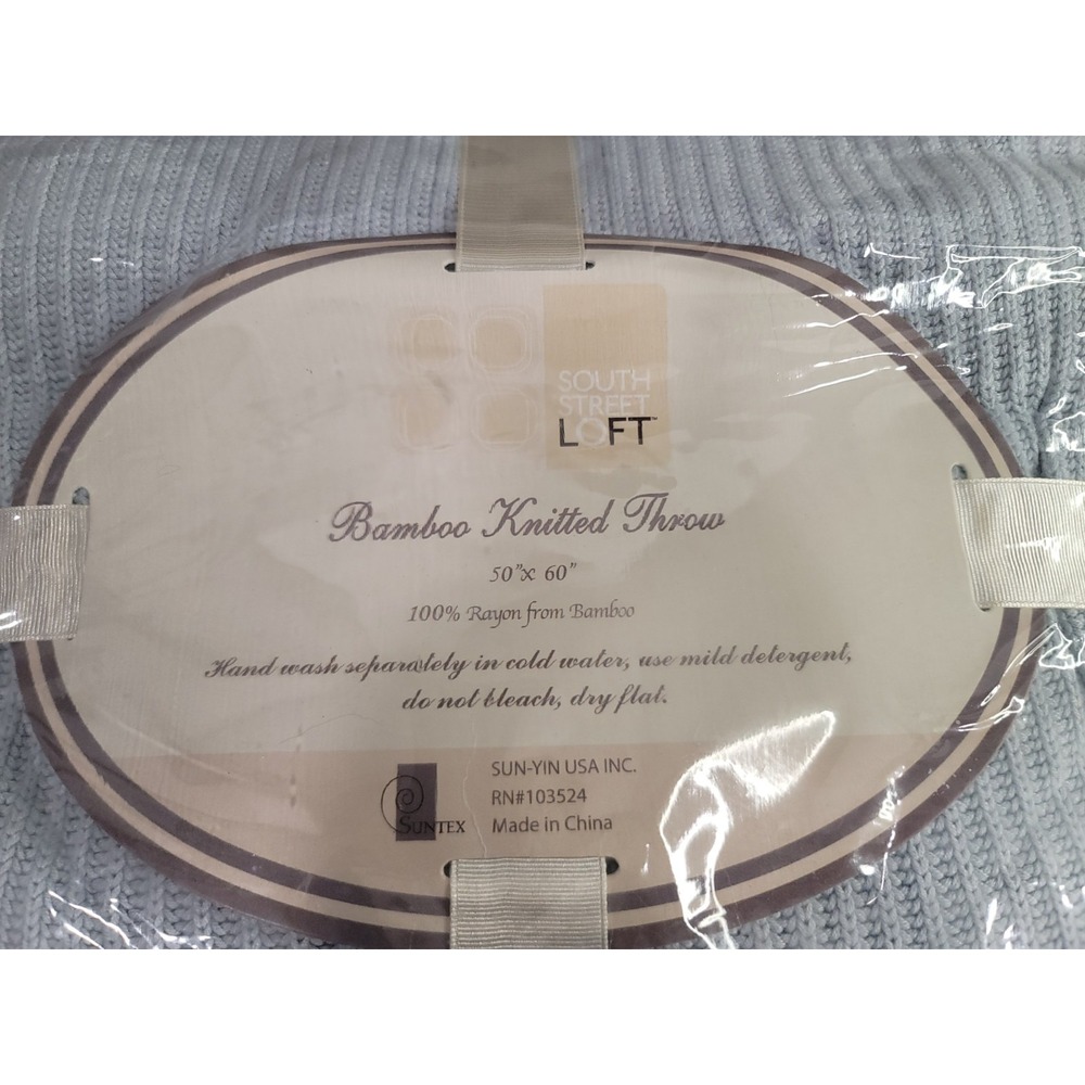 Vintage south street loft Bamboo knitted throw blanket 50x60in. New package